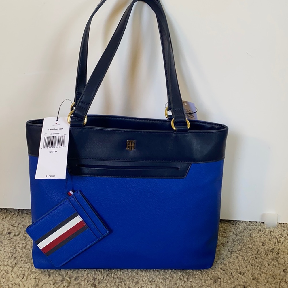 TOMMY HILFIGER brand new and stylish bag.